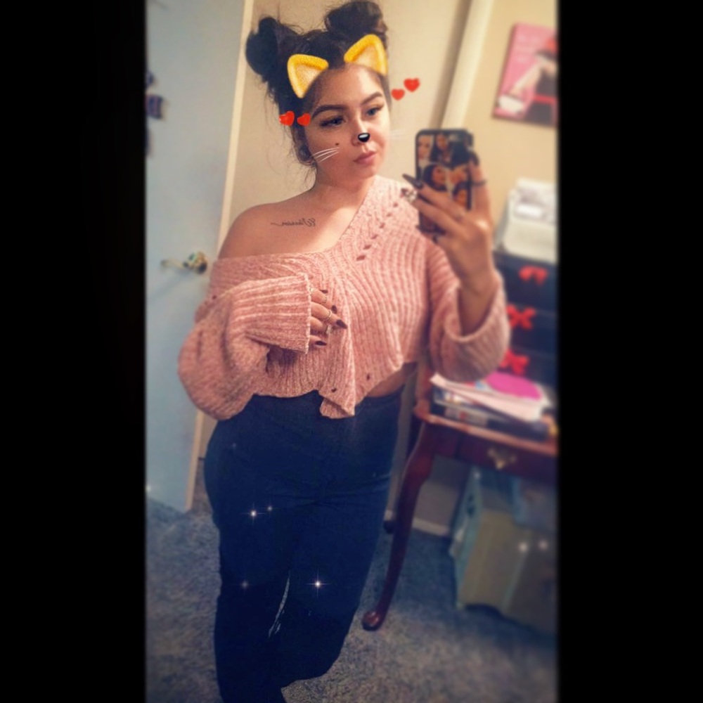 Fashion nova crop sweater